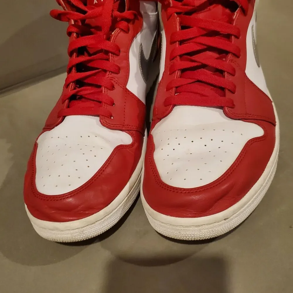 Size 15 - Jordan 1 Retro High Silver Medal 2016 332550-602
